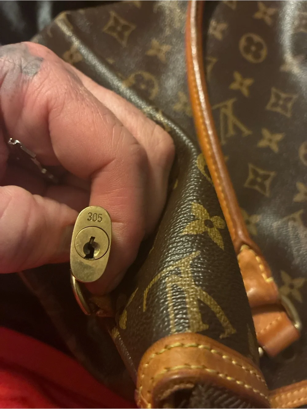 Authentic LOUIS VUITTON Lockit Horizontal Monogram Canvas Tote bag